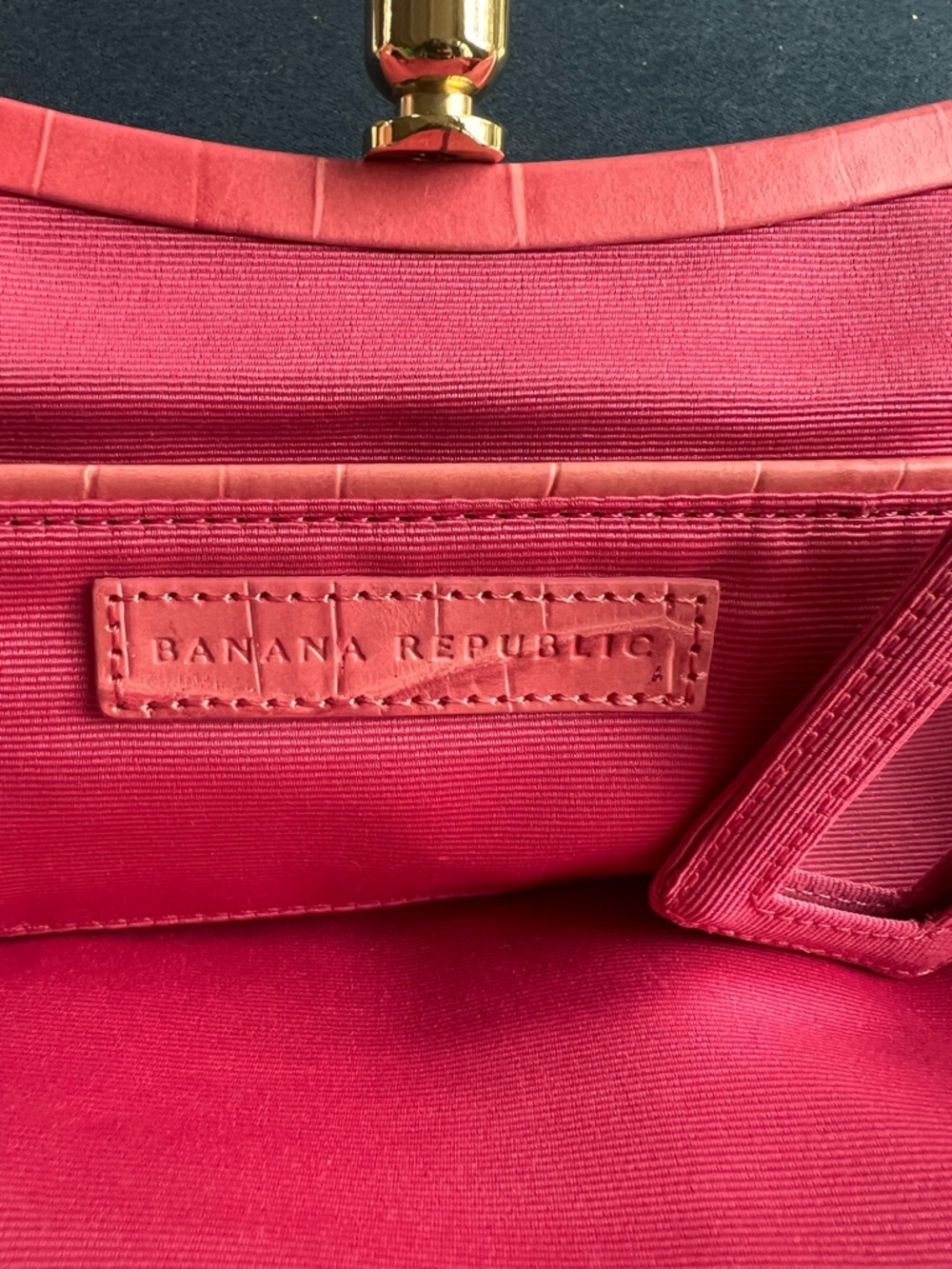 Banana Republic Pink Croc-Embossed Clutch - Picture 4 of 6